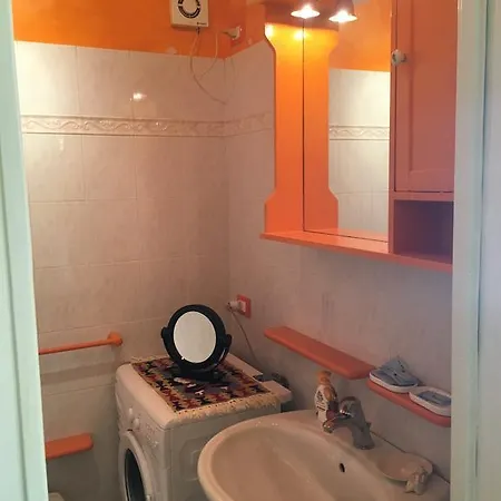 La Maison Di Anna بيت للعطل *